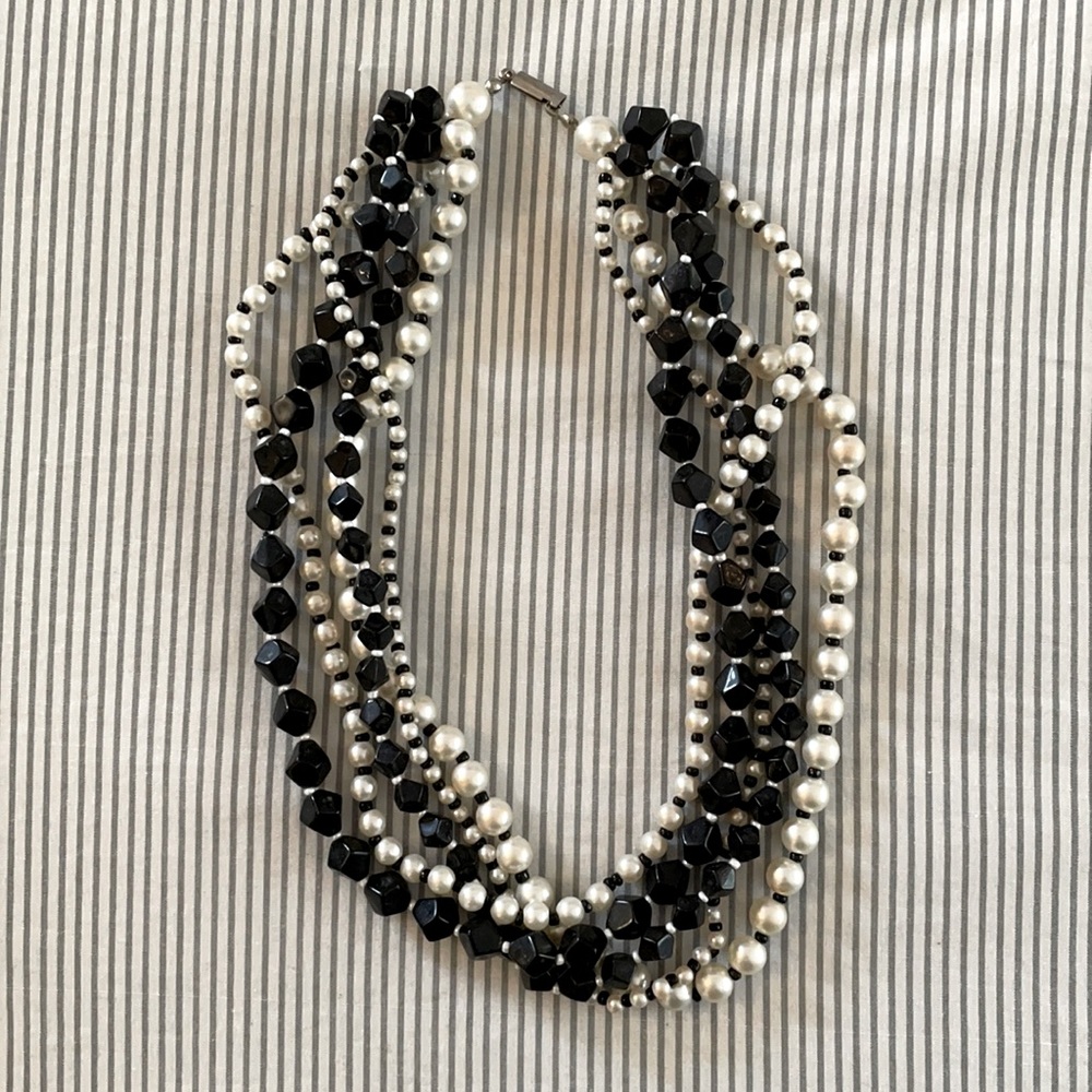 Vintage Necklace Pearl and Black Onyx